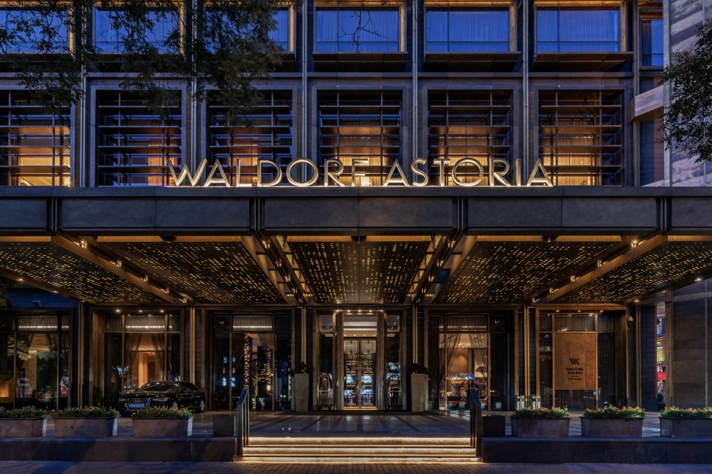 Exterior of a hotel porte-cochère